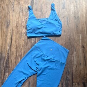 Lululemon Matching Set Pool Party